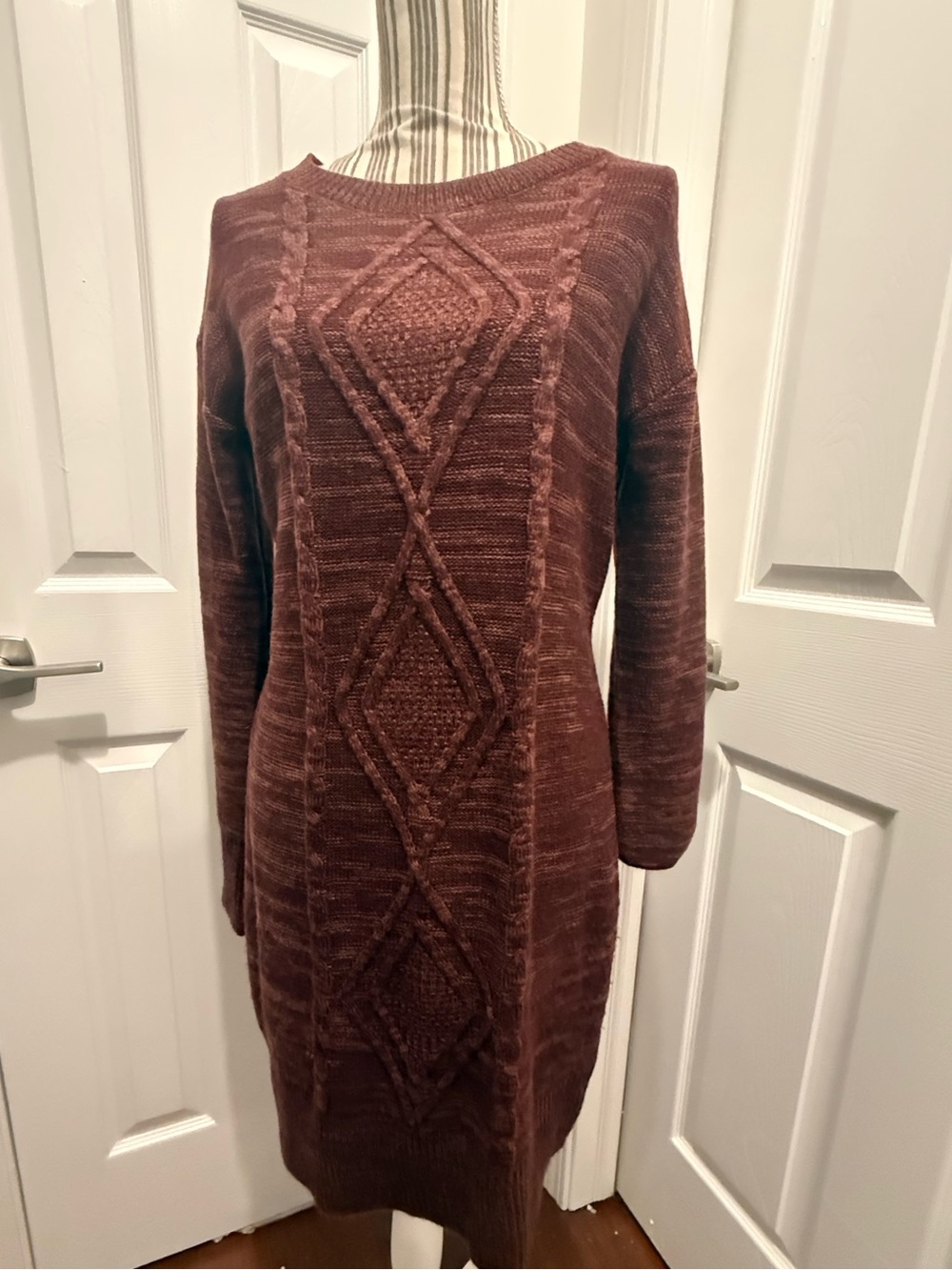 Grace and Lace Cable Knit Sweater Dress Medium